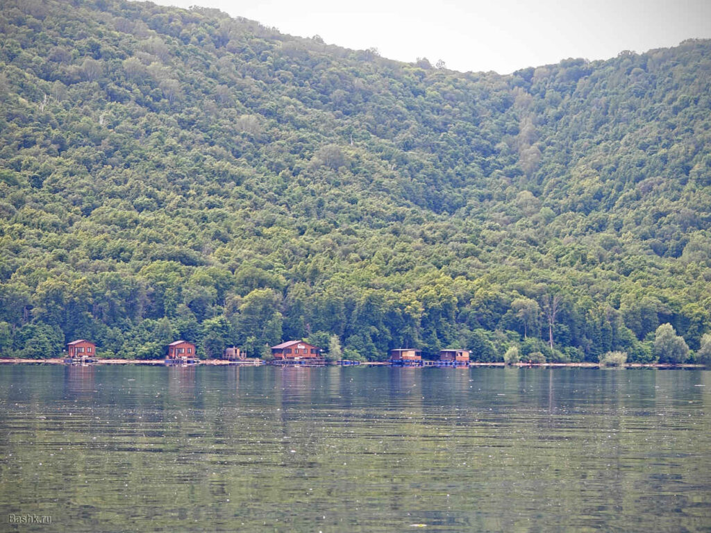 База отдыха Юмагузин Фиш, Юмагузинское водохранилище