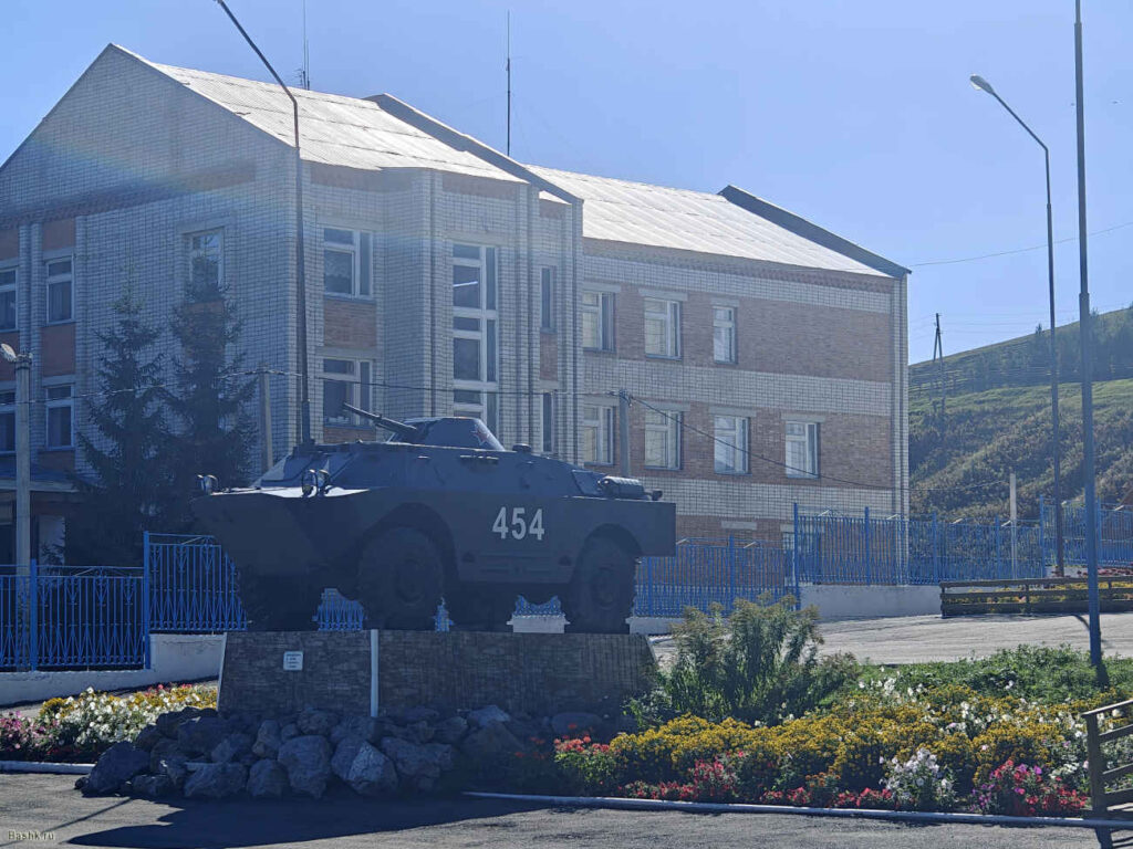 Памятник Старосубхангулово