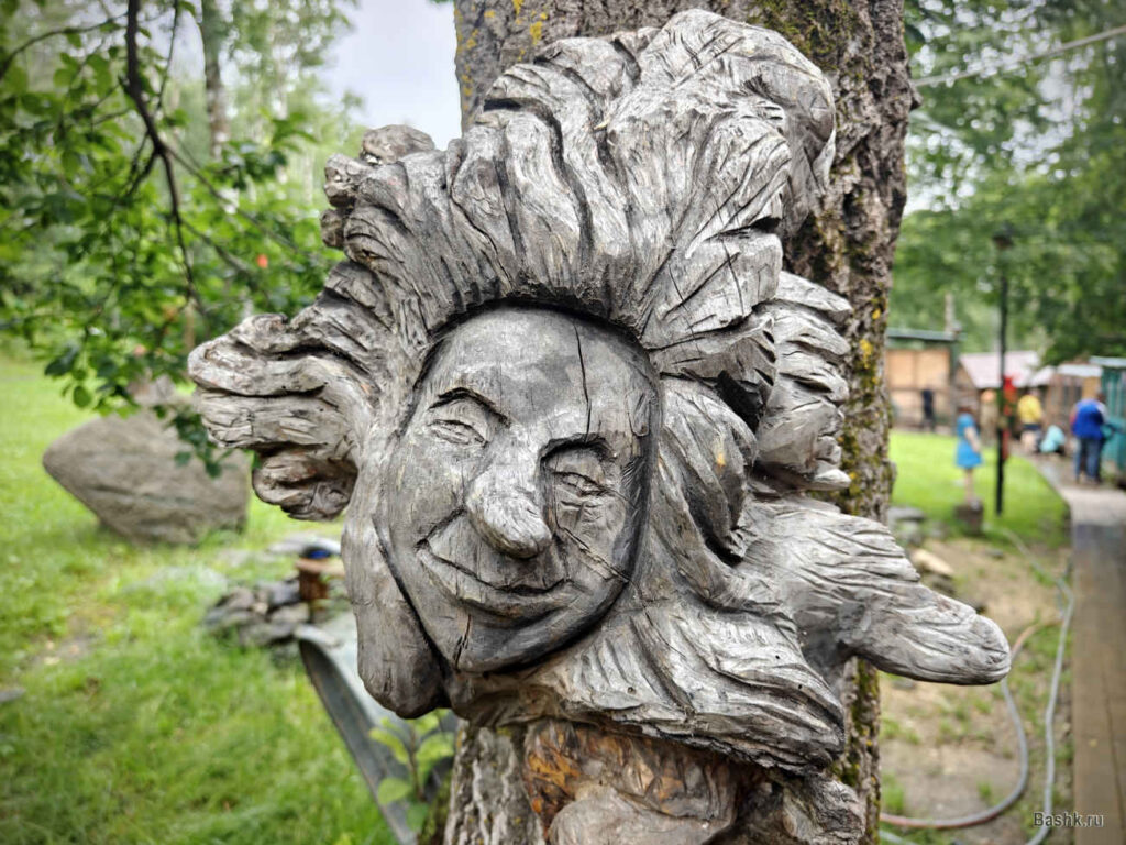 Поделка, лицо из дерева, Зюраткуль